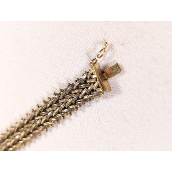 Vintage herringbone watch strap style bracelet, gold wash chevron metal link - Picture 7 of 10